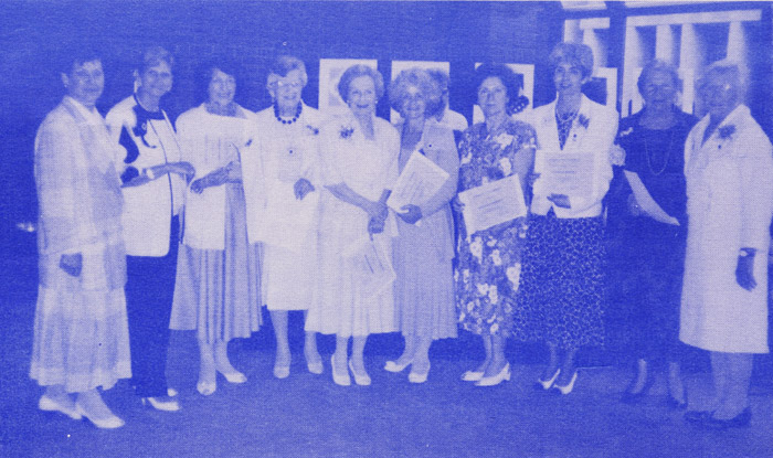 Photo des personnes honorées  l'AGA 1990-1991, bulletin interne SEC
